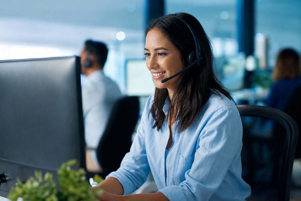 A NextWave support agent helping a customer